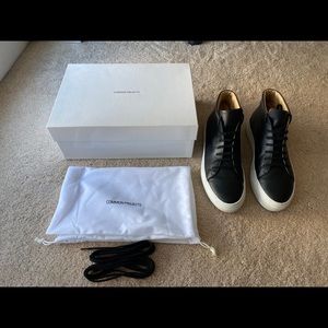 Common Projects Court Mid Black